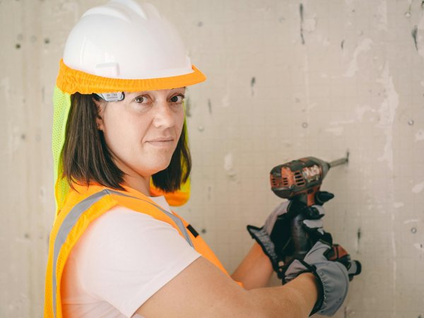 Optimal Autumn Temperature Settings for Your Heated Home Swimming Pool in the UK: A Comprehensive Guide